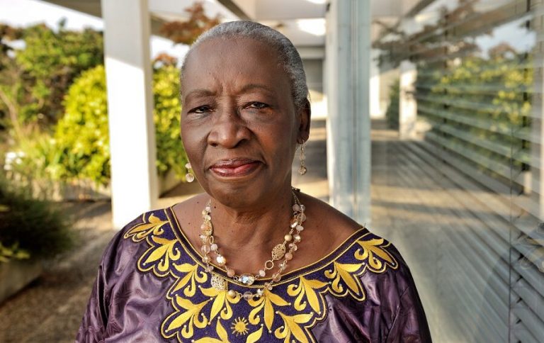 Rose-Leke-Portrait-2-900×567