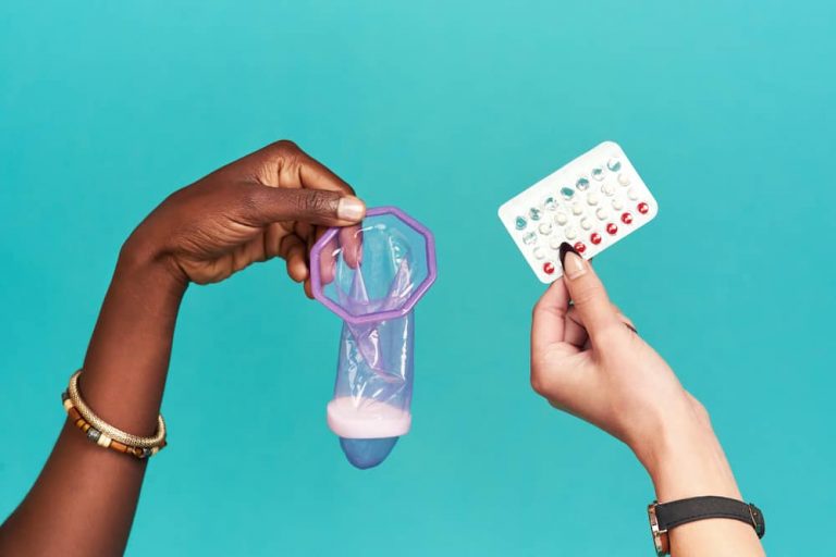 Contraception_in_hands__1_