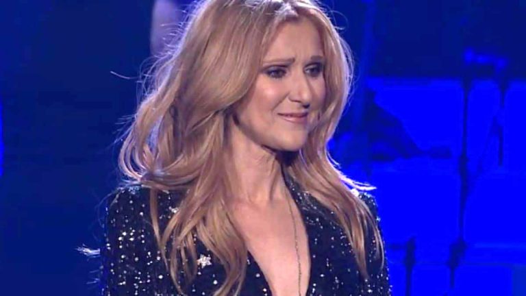 Image de l’article Céline Dion hospitalisée : la chanteuse dans un “traitement de la dernière chance”