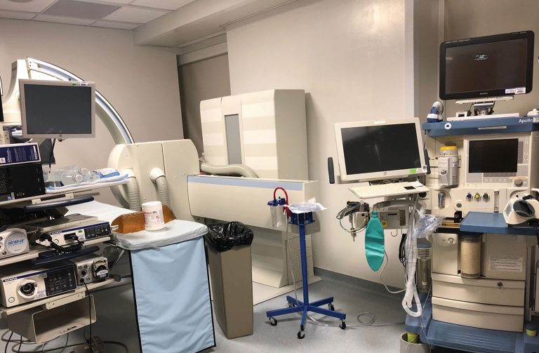 endoscopy-suite