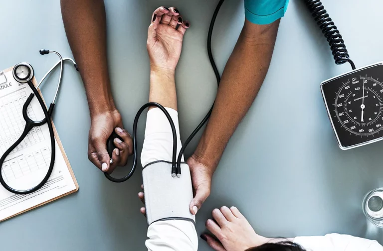 journee-lutte-hypertension-maladie-silencieuse