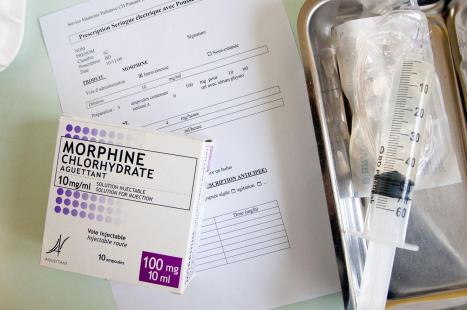 Cameroun :  donation de 05 Kg de poudre de morphine par l’ACS, pour soulager les douleurs des malades du cancer