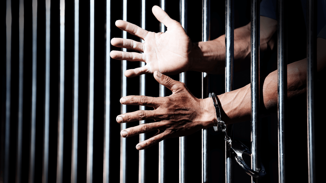 Bénin : un policier déposé en prison suite à un trafic de faux médicaments