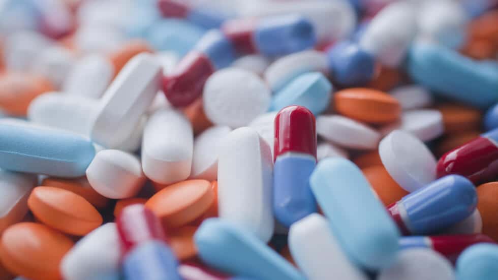 Scandale aux États-Unis : Des géants pharmaceutiques condamnés pour entente illégale sur les prix des médicaments !