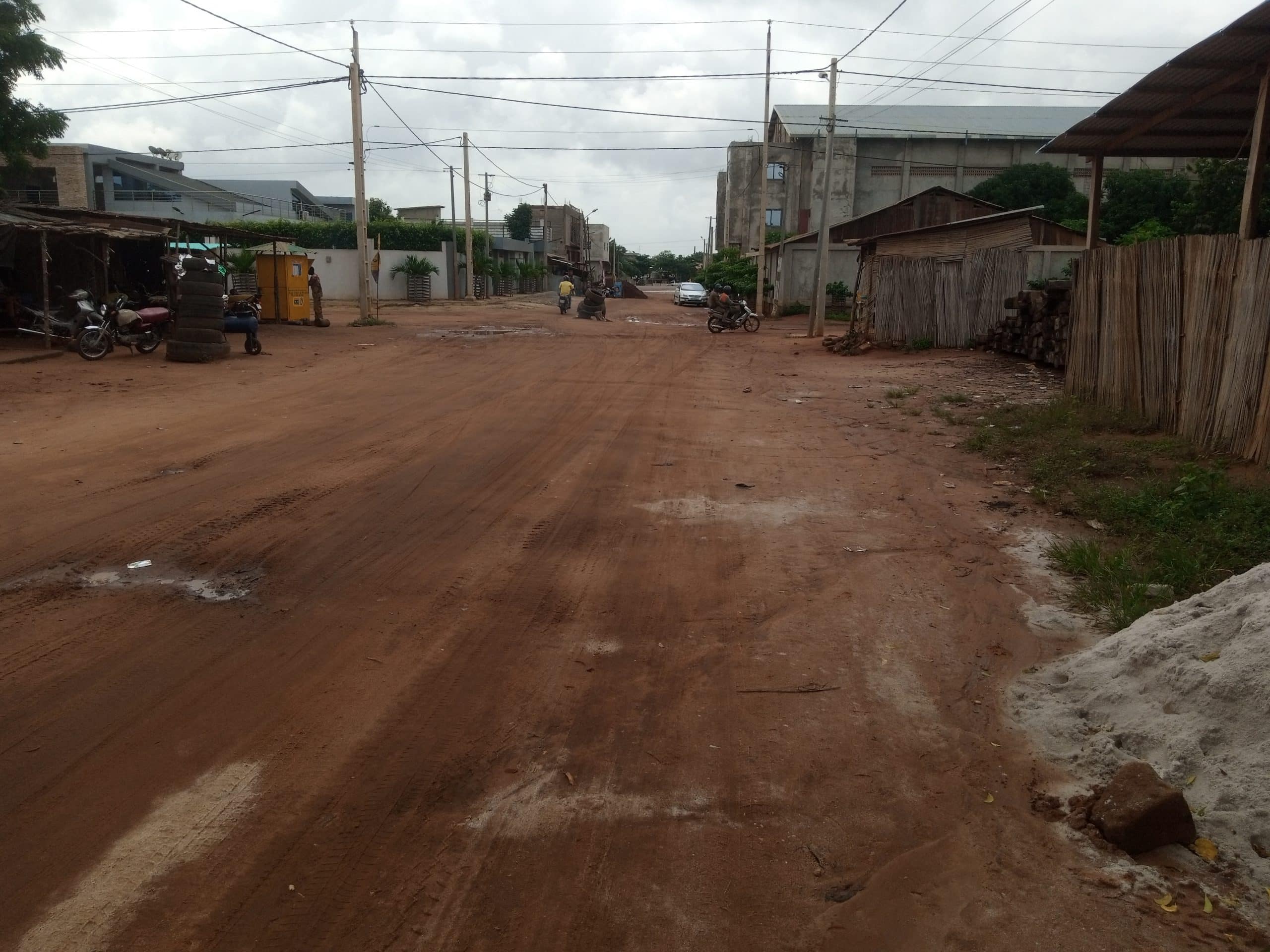 Plongée au cœur des traditions autochtones : Explorez le quartier Wèkèhonou d&rsquo;Abomey-Calavi à l&rsquo;occasion de la Journée internationale des autochtones !