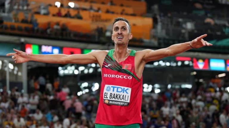 Image de l’article Soufiane El Bakkali : Le Phénomène du 3000m Steeple Remporte Son Deuxième Titre Mondial !