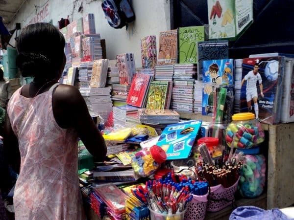 Bénin / rentrée scolaire 2023 : parents d’élèves et vendeurs de fournitures scolaires se plaignent de la morosité économique